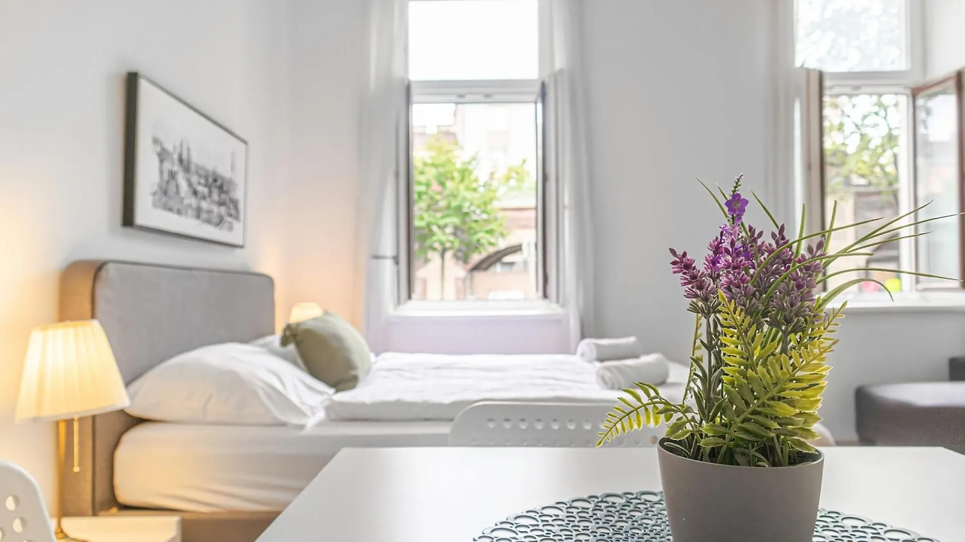 Attractive 2 Bedroom Apt. Near Vienna Akh Ideal For All 0*,  Austria